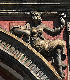 Rechter Zwickel des zehnten Arkadebogen
