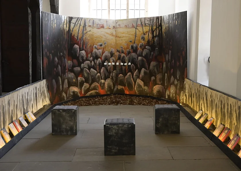 Bild vom Ausstellungsaufbau in der Unteren Halle