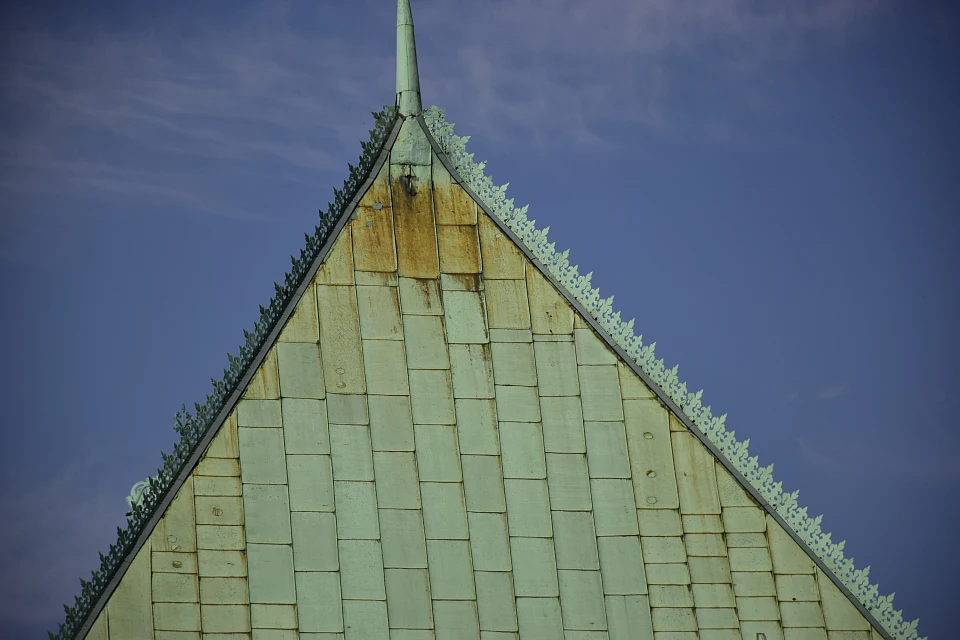 Sch&auml;den am Dachfirst