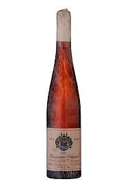 Die Weinflasche, die Versteigert werden soll. Braun mit weissem Etikett