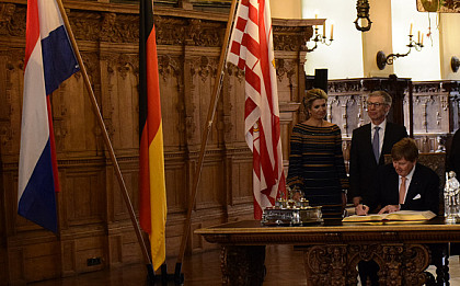 Königin Maxima, König Willem-Alexander und Bürgermeister Böhrnsen